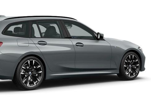 BMW 330, 2026