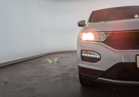 Volkswagen T-Roc, 2021
