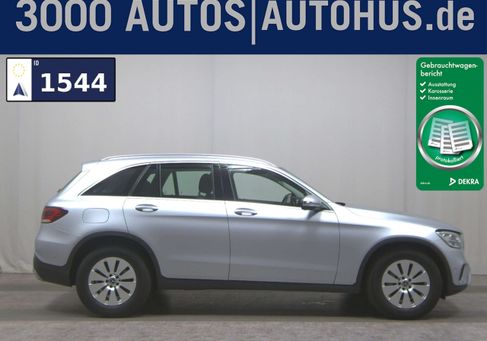 Mercedes-Benz GLC 300, 2020