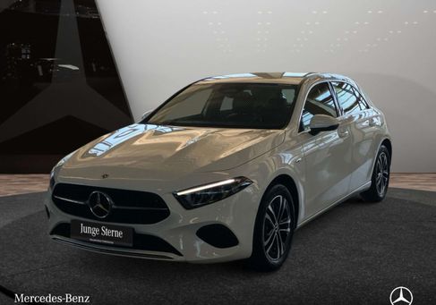 Mercedes-Benz A 250, 2026