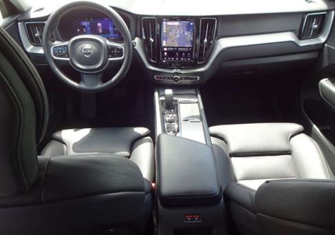 Volvo XC60, 2022