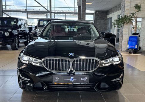 BMW 330, 2022 2