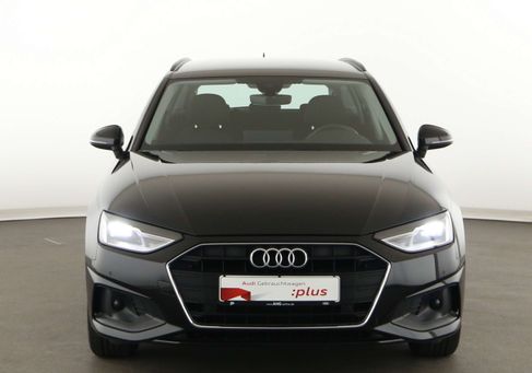 Audi A4, 2021 3