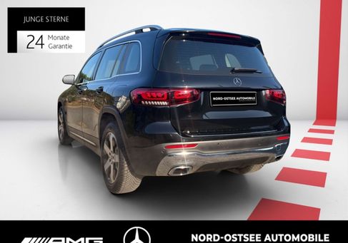 Mercedes-Benz GLB 180, 2022