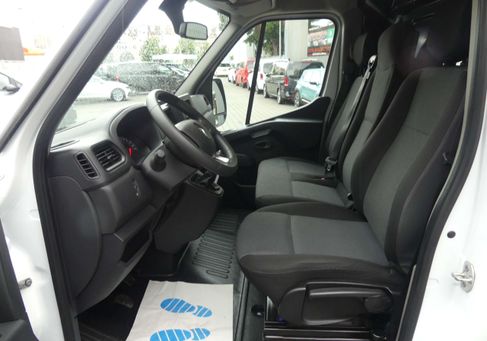 Renault Master, 2023