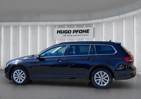 Volkswagen Passat, 2022