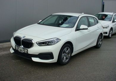 BMW 118, 2022