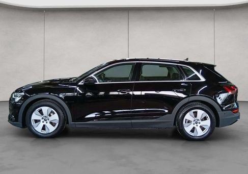 Audi e-tron, 2022