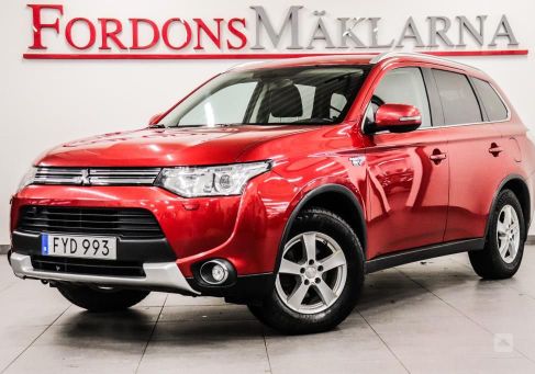 Mitsubishi Outlander, 2015