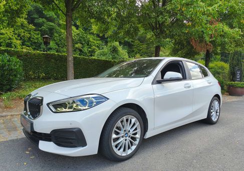 BMW 118, 2022