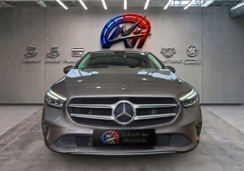 Mercedes-Benz B 180, 2019
