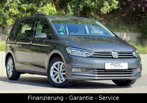 Volkswagen Touran, 2019 3