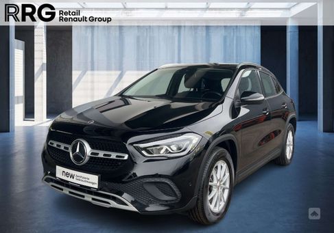 Mercedes-Benz GLA 180, 2022