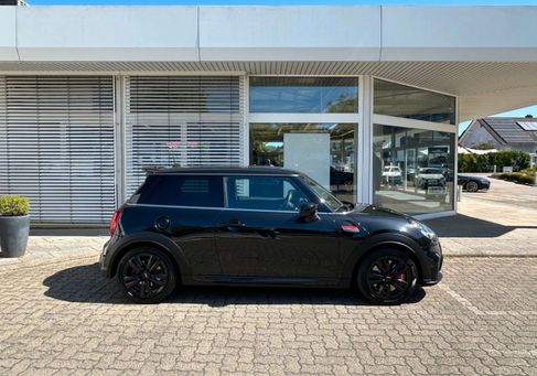 MINI John Cooper Works, 2024