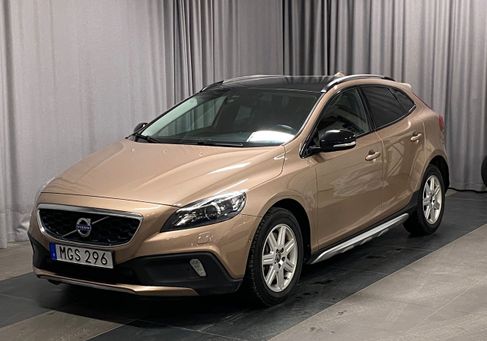Volvo V40 Cross Country, 2016