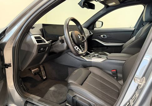 BMW 320, 2025