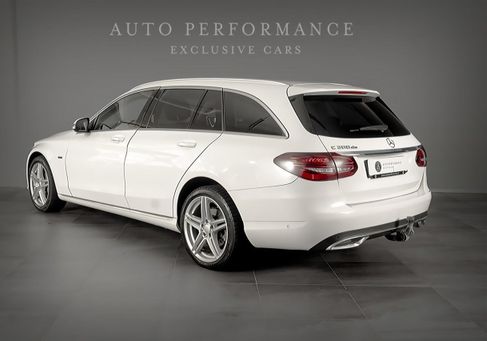 Mercedes-Benz C 300, 2020 3