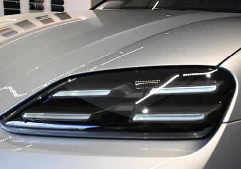 Porsche Macan, 2025