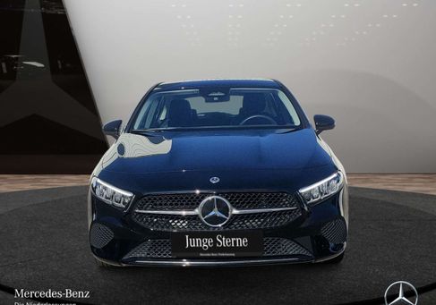 Mercedes-Benz A 200, 2025