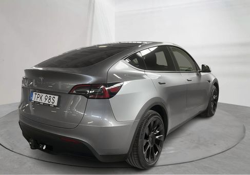 Tesla Model Y, 2024 3
