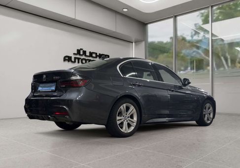 BMW 330, 2018
