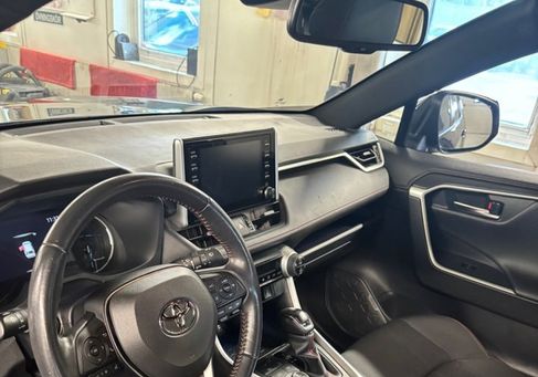 Toyota RAV 4, 2021 2
