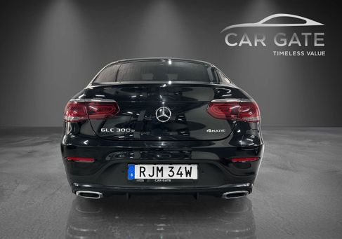 Mercedes-Benz GLC 300, 2021