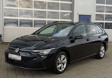 Volkswagen Golf, 2023