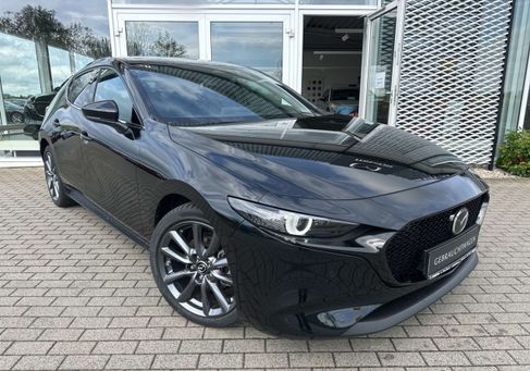 Mazda 3, 2025