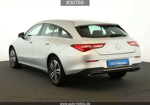 Mercedes-Benz CLA 250, 2022