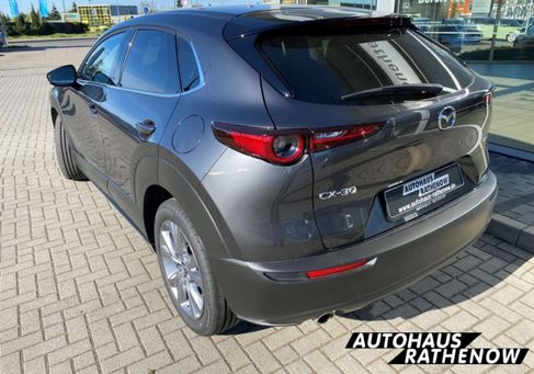 Mazda CX-30, 2024 3