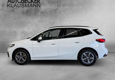 BMW 220, 2025 3