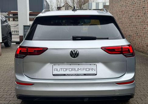 Volkswagen Golf, 2021