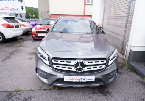 Mercedes-Benz GLA 220, 2017