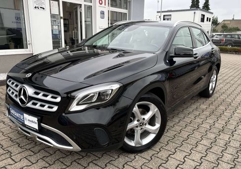 Mercedes-Benz GLA 180, 2020 3