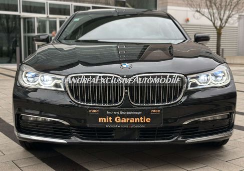BMW 730, 2017