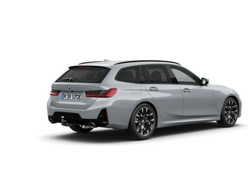 BMW 330, 2026