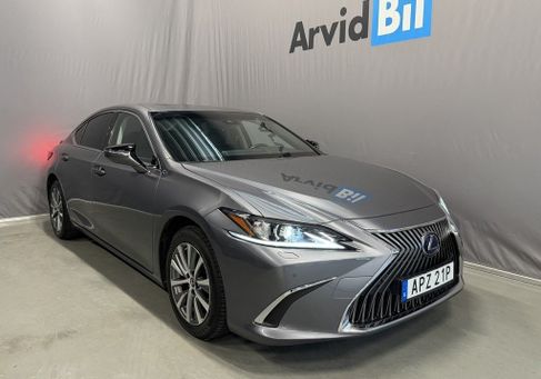 Lexus ES, 2021