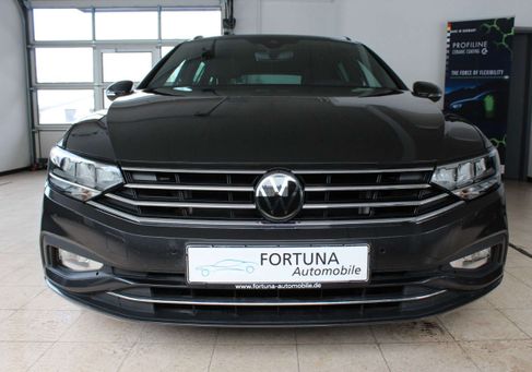 Volkswagen Passat, 2023