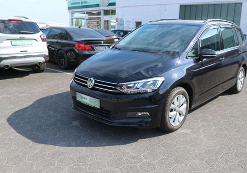 Volkswagen Touran, 2018 2