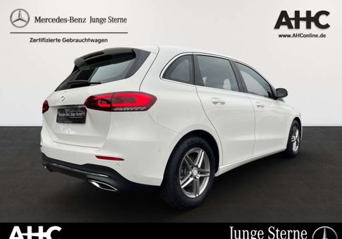 Mercedes-Benz B 180, 2020