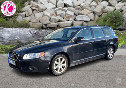 Volvo V70, 2011