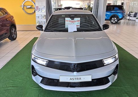 Opel Astra, 2024