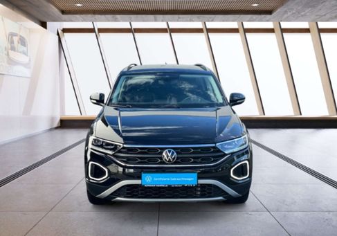 Volkswagen T-Roc, 2025 3