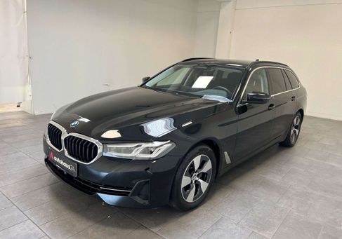BMW 520, 2022 3