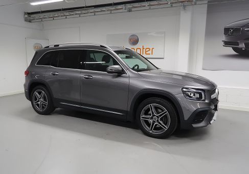 Mercedes-Benz GLB 200, 2022