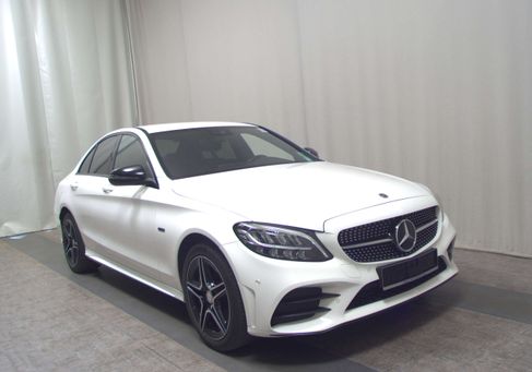 Mercedes-Benz C 300, 2020