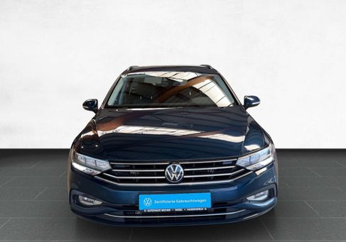 Volkswagen Passat Variant, 2023 3