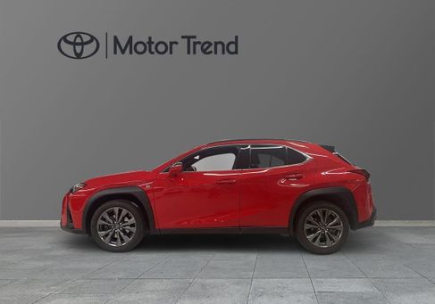 Lexus UX, 2023