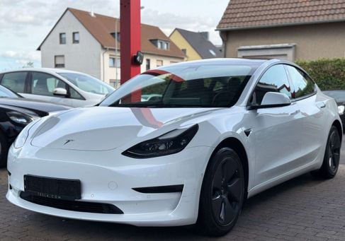 Tesla Model 3, 2021 3